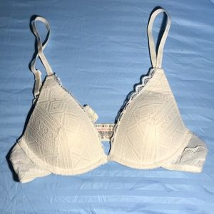 Tommy Hilfiger bra size 34A